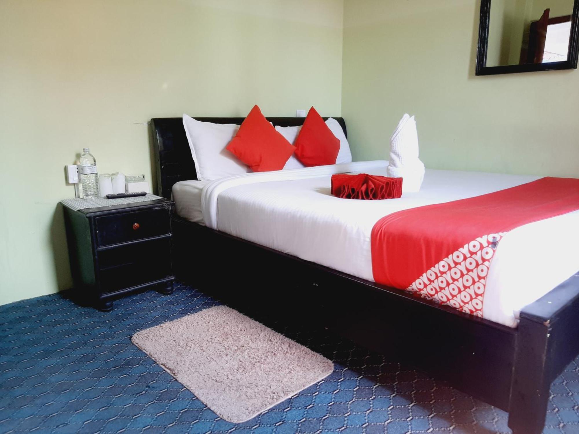 Hotel Lake N Yeti Pokhara Værelse billede